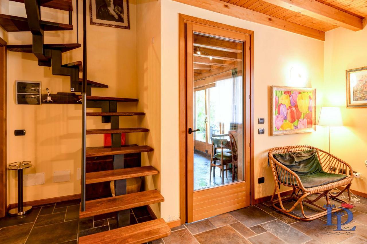 Desenzanoloft Official Partner Marriott Homes & Villas -Penthouse Never Say Never Sirmione Castle View Extérieur photo